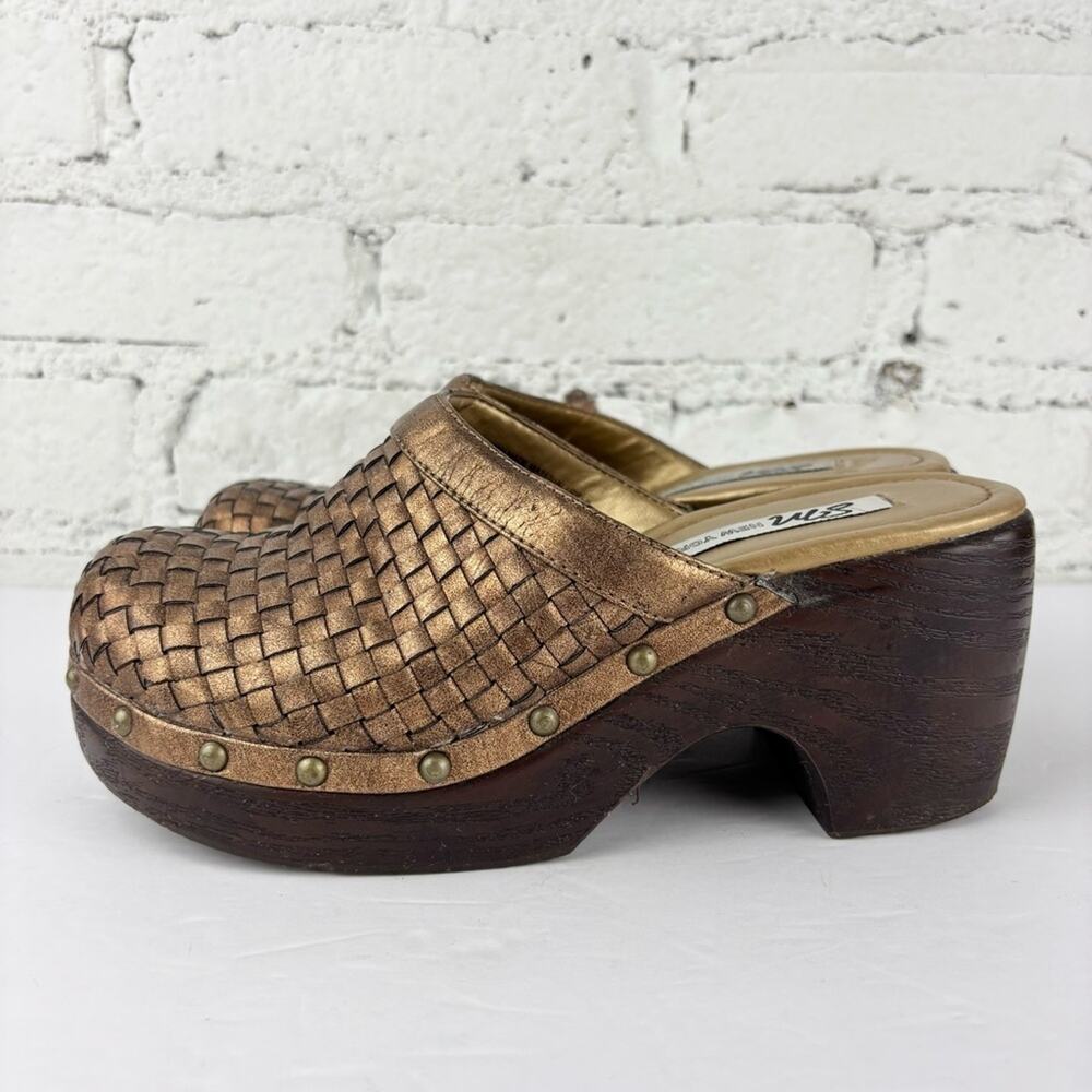 Vintage SM New York Gold Woven Platform Clogs
